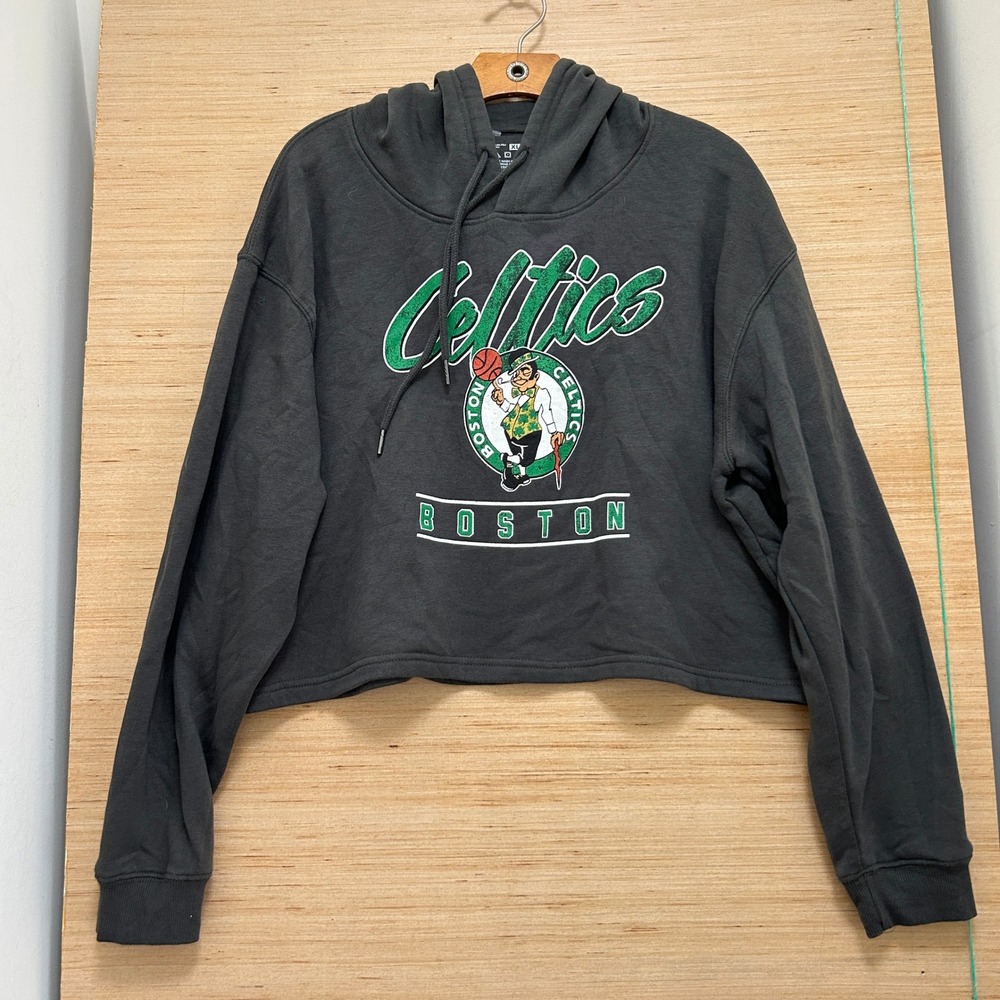 Boston Celtics Women XL Cropped Hoodie Charcoal Gray NBA‎ Graphic Sweatshirt